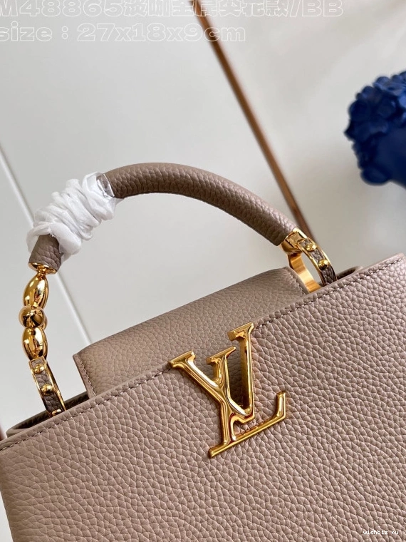 WIS LOUIS CAPUCINES VUITTON BB-27*18*9CM 0813